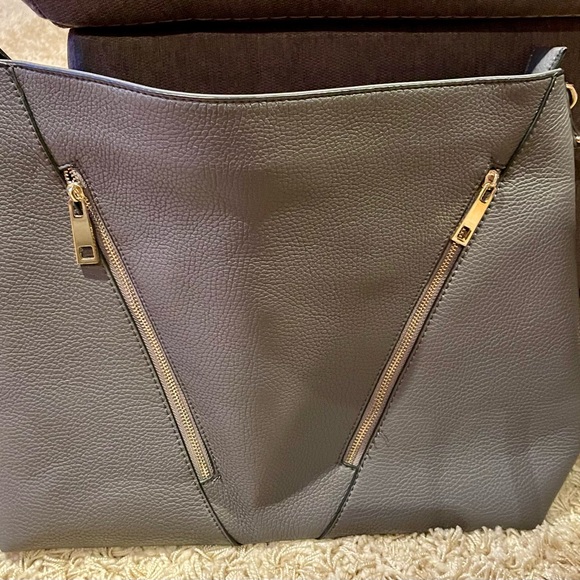 Stylish Shoulder Bag - Picture 3 of 4